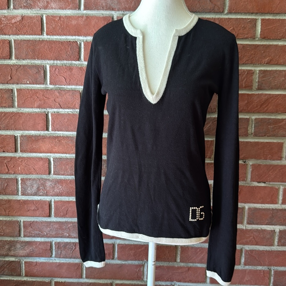 Dolce & Gabbana Black Wool Blend Knit Pullover Sweater Pearl Logo Size 42